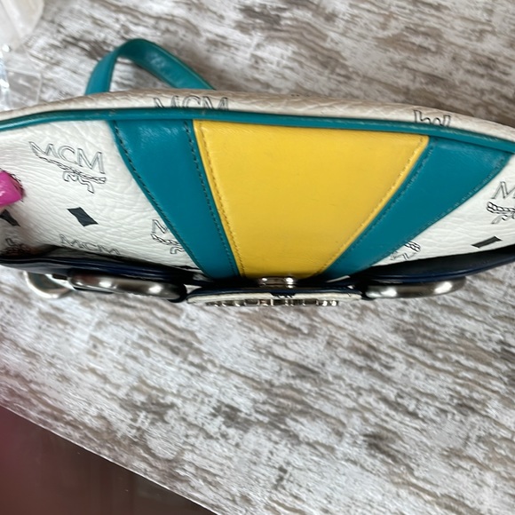 MCM small white and blue shoulder bag. - Picture 3 of 11